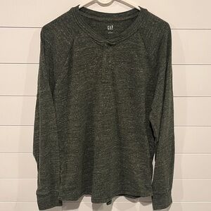 GAP Men's Dark Green Henley Long Sleeve Tee